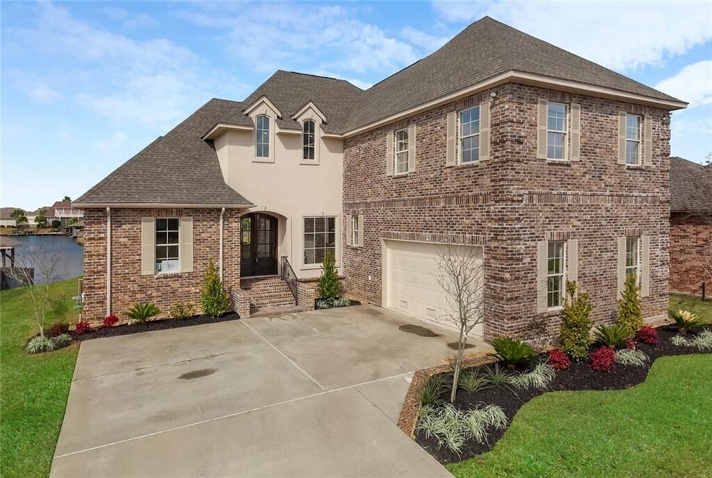 Property Photo:  1030 Mariners Cove Boulevard  LA 70458 