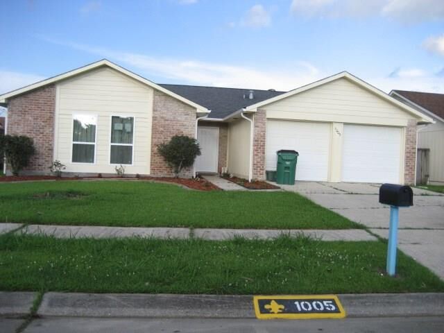 Property Photo: 1005 Fairfax Drive LA 70056