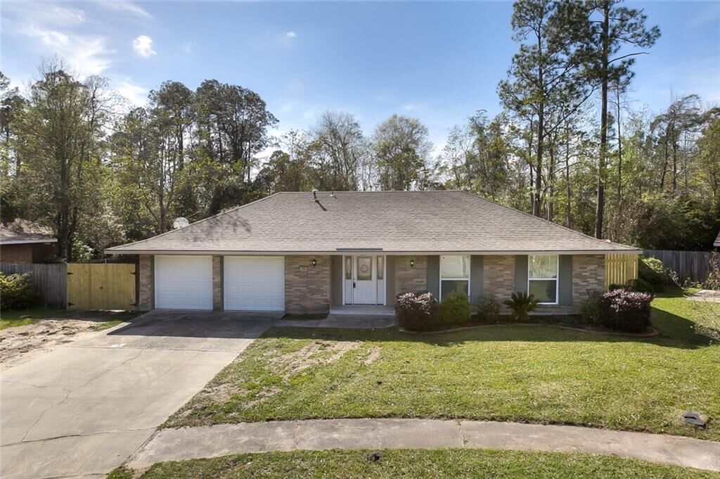 Property Photo: 159 W Forest Drive LA 70458