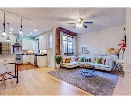 Property Photo:  31 Station St 6  MA 02445 