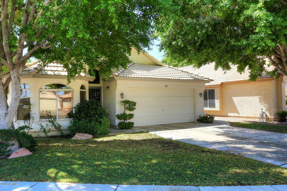 Property Photo: 309 W Aire Libre Avenue AZ 85023