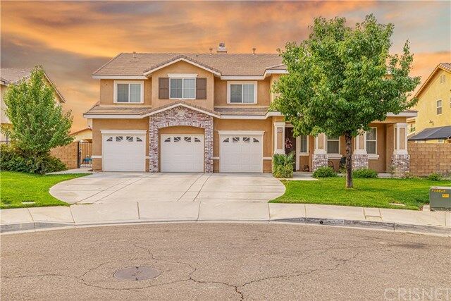 Property Photo:  43905 33rd Street W  CA 93536 