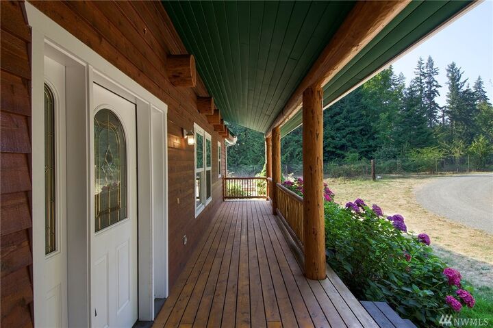 Property Photo: 185 Round Tree Road WA 98362