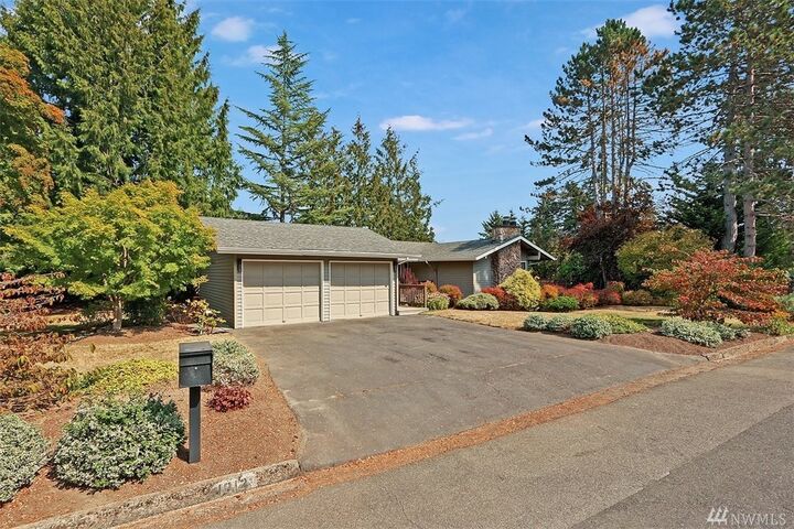 1012  111th Place SE  Bellevue WA 98004 photo
