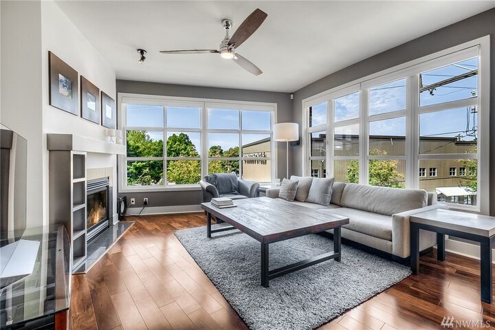 410 NE 70th St 301  Seattle WA 98115 photo