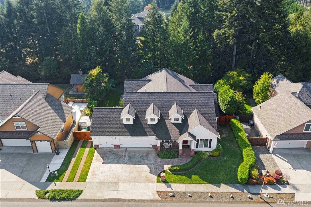 Property Photo: 703 Torden Lane SE WA 98513