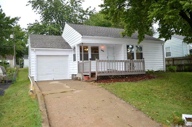 Property Photo:  1236 NE 43rd Street  MO 64116 