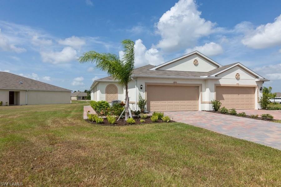 Property Photo:  19589 Galleon Point Drive  FL 33936 
