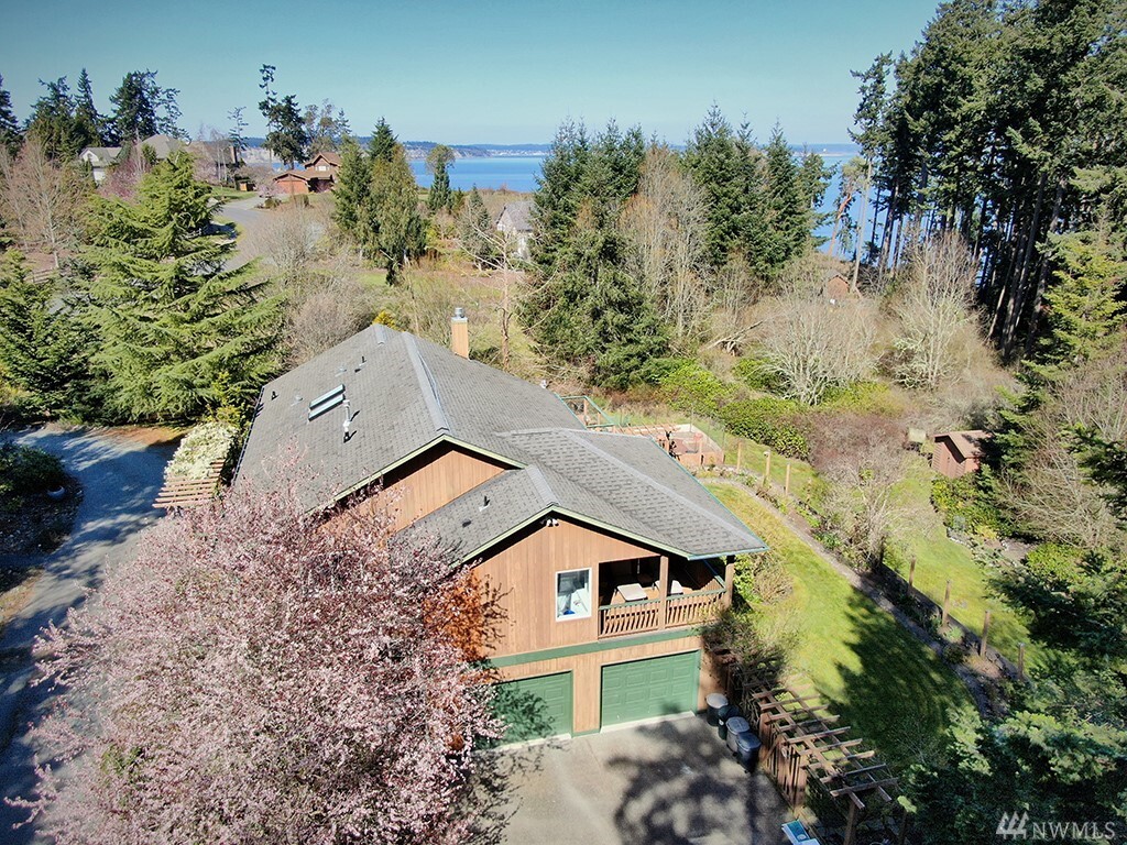 Property Photo:  250  Kineth Point Place  WA 98239 