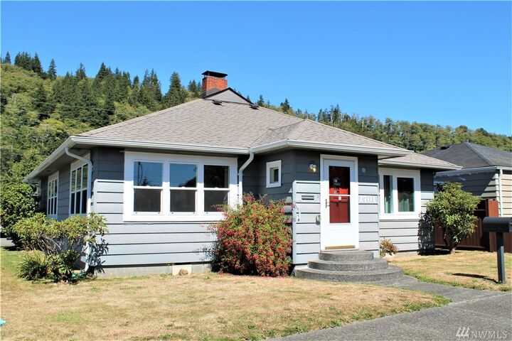 2701 Sumner Ave  Hoquiam WA 98550 photo