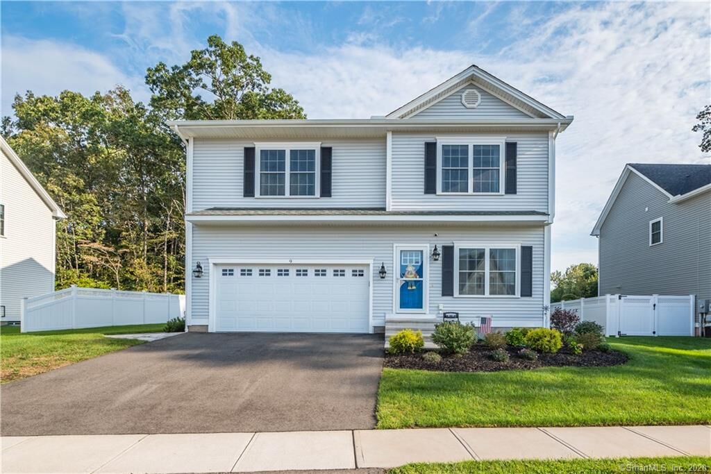 Property Photo: 9 Old Oak Court CT 06489