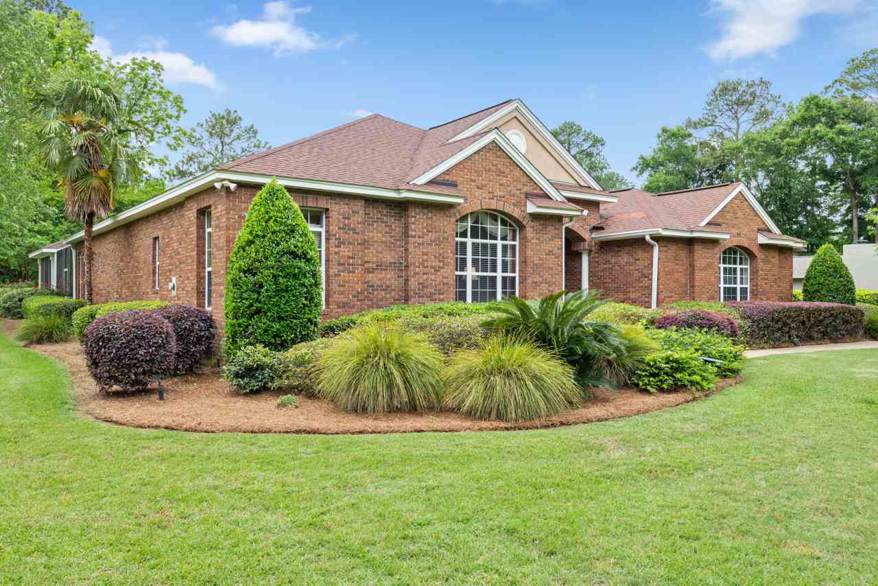 Property Photo:  3015 N Shamrock  FL 32309 