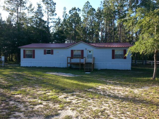 Property Photo: 14215 Beach Road FL 32348