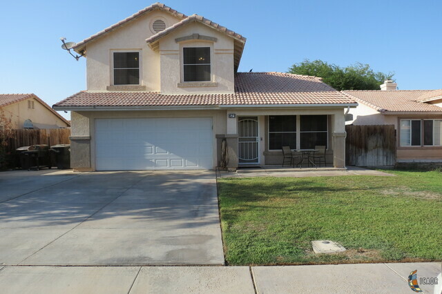 Property Photo: 671 Silverwood St CA 92251