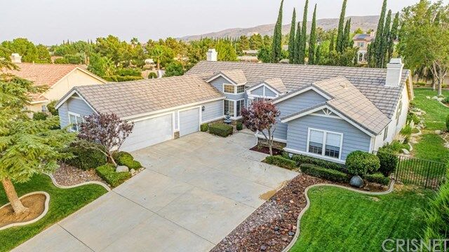 Property Photo: 5528 Crest Drive CA 93551