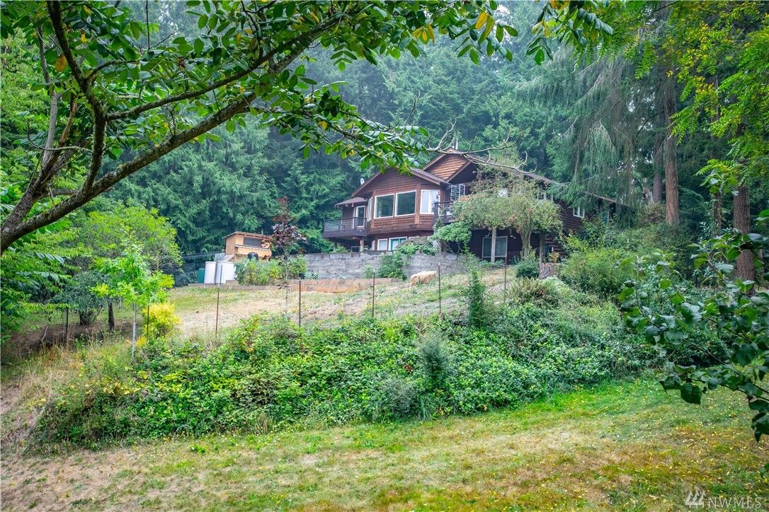 Property Photo:  3845  Goldfinch Lane  WA 98236 