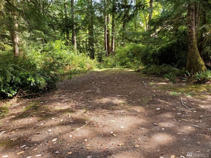 Property Photo: 647 E Portage Rd WA 98584