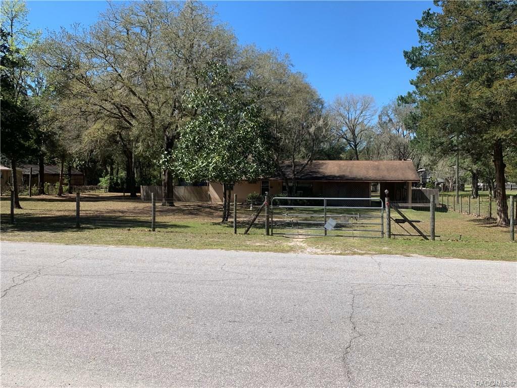 Property Photo:  3080 SW 189th Avenue  FL 34432 