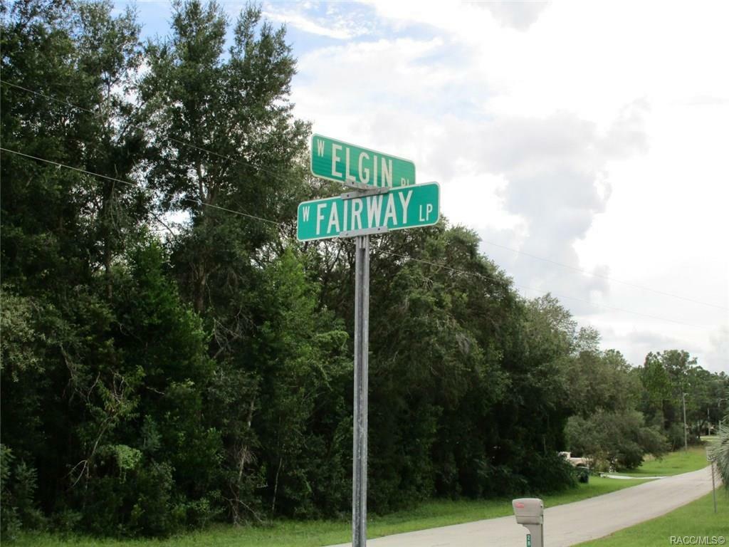 Property Photo:  2817 W Fairway Loop  FL 34434 