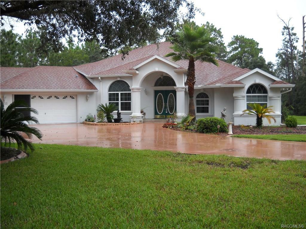 Property Photo:  2155 W Fir Place  FL 34465 