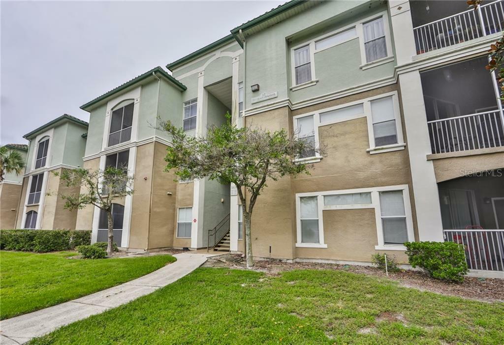 Property Photo:  5511 Legacy Crescent Place 204  FL 33578 