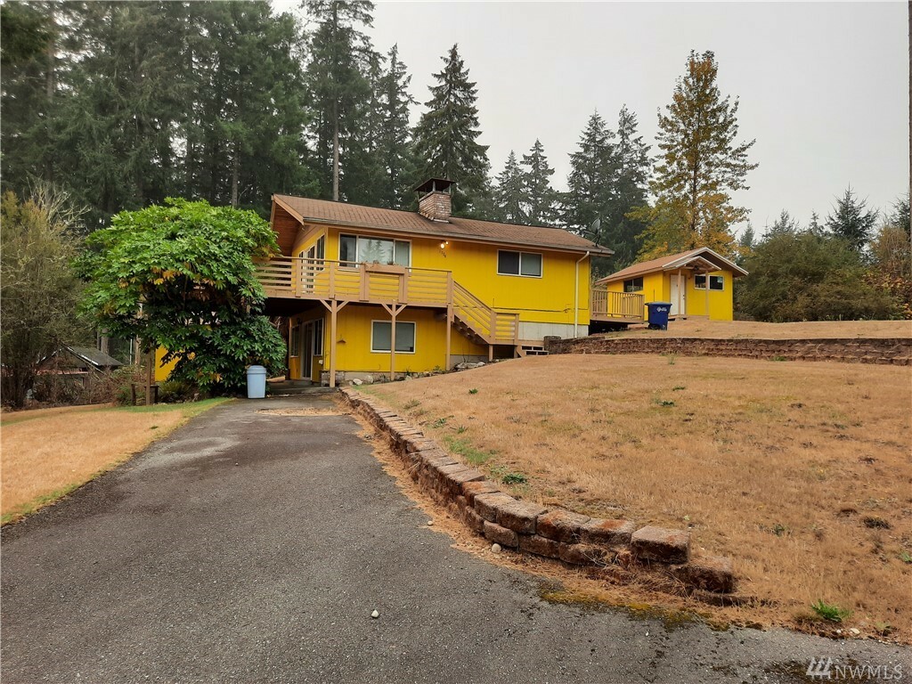 Property Photo:  1724 193rd  WA 98349 