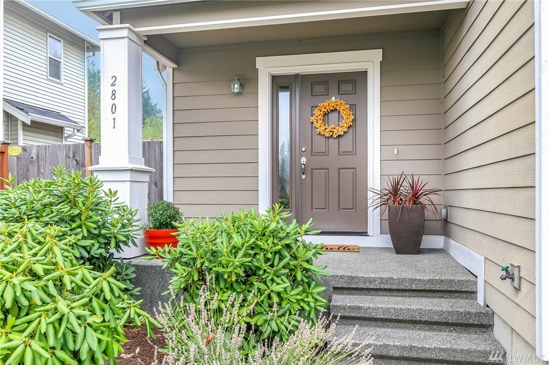 Property Photo: 2801 65th St SE WA 98092