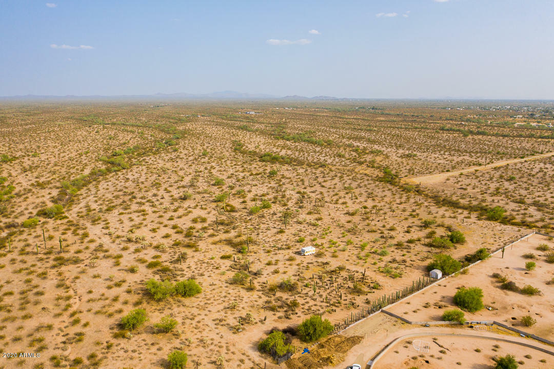 Property Photo:  Xxxxx N Diffin Road  AZ 85132 