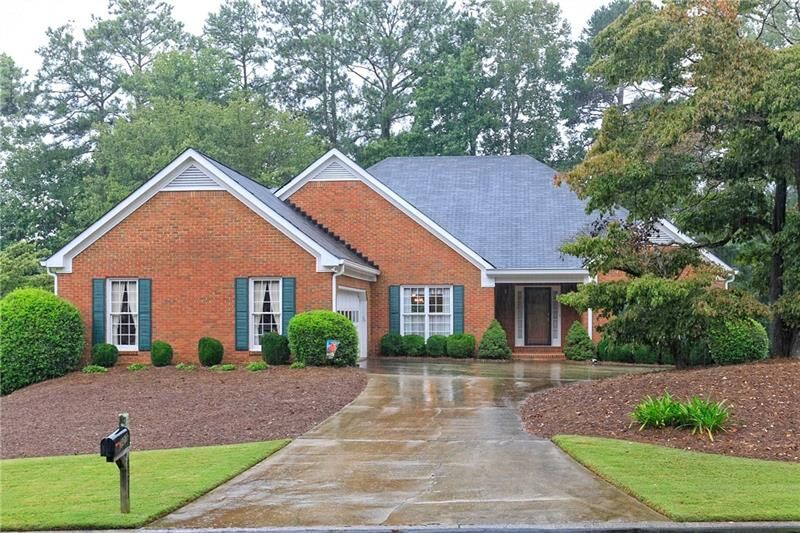 Property Photo: 927 Denmeade Walk SW GA 30064