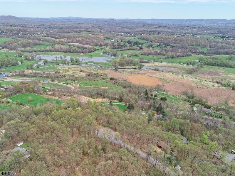 Property Photo: 24 Pochuck Mt Dr NJ 07418