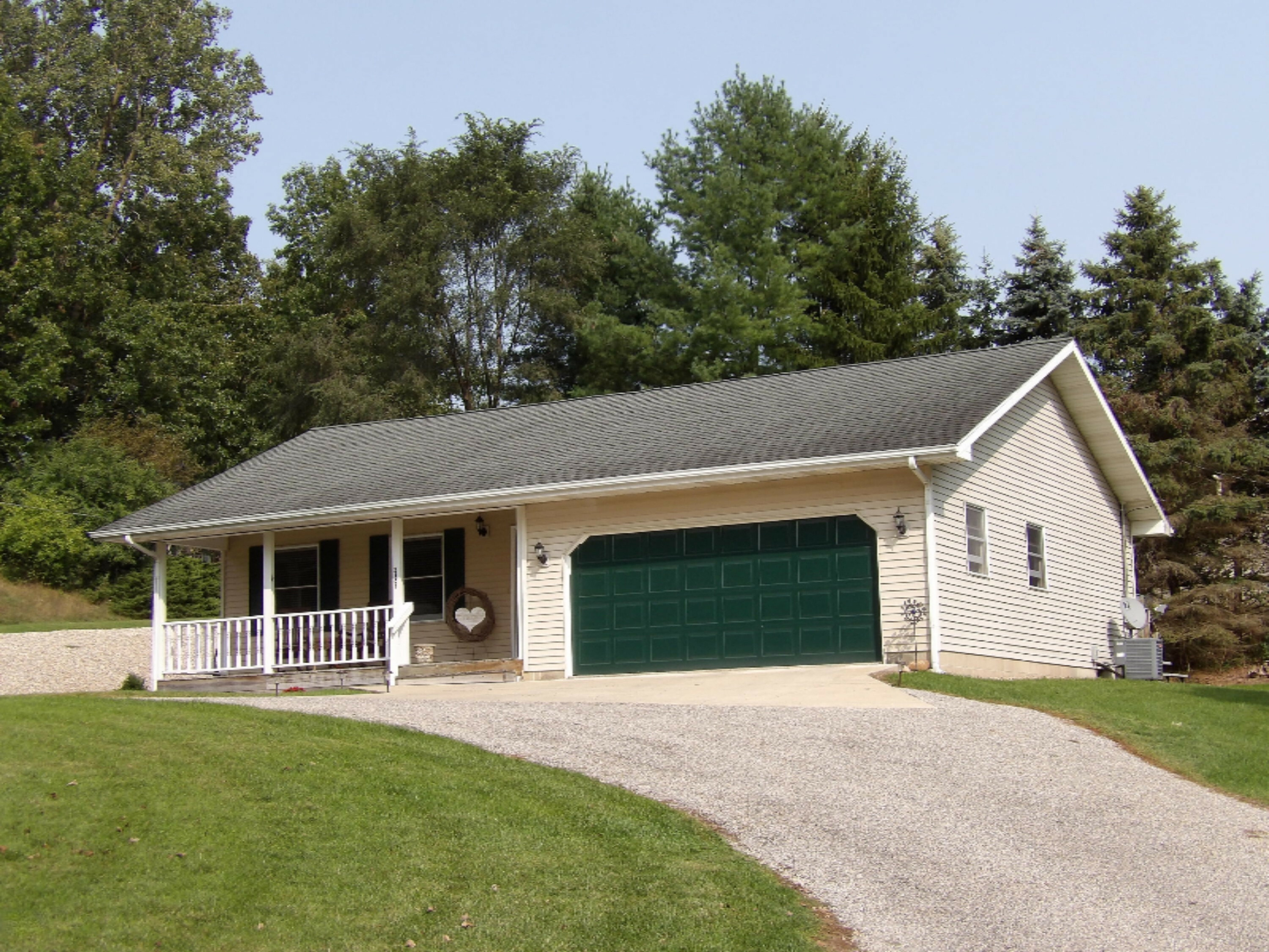 Property Photo:  2161 Jack Drive  MI 49242 