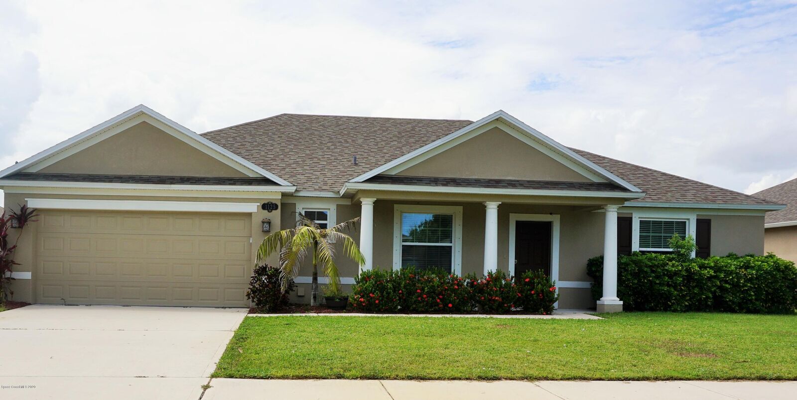 Property Photo: 1125 NE Morgan Circle NE FL 32905