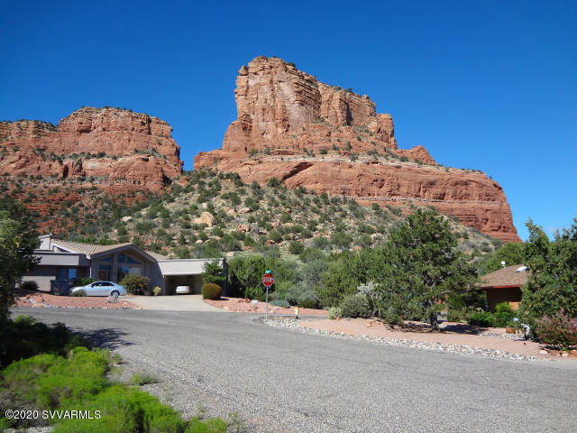 Property Photo:  105 Walnut Way  AZ 86351 