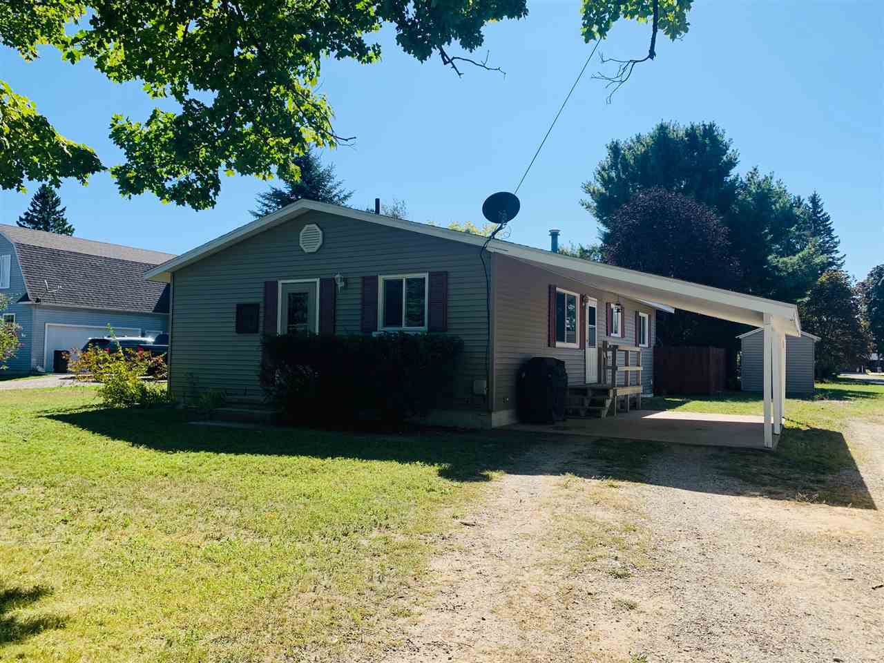 Property Photo: 406 Nicholls MI 49727