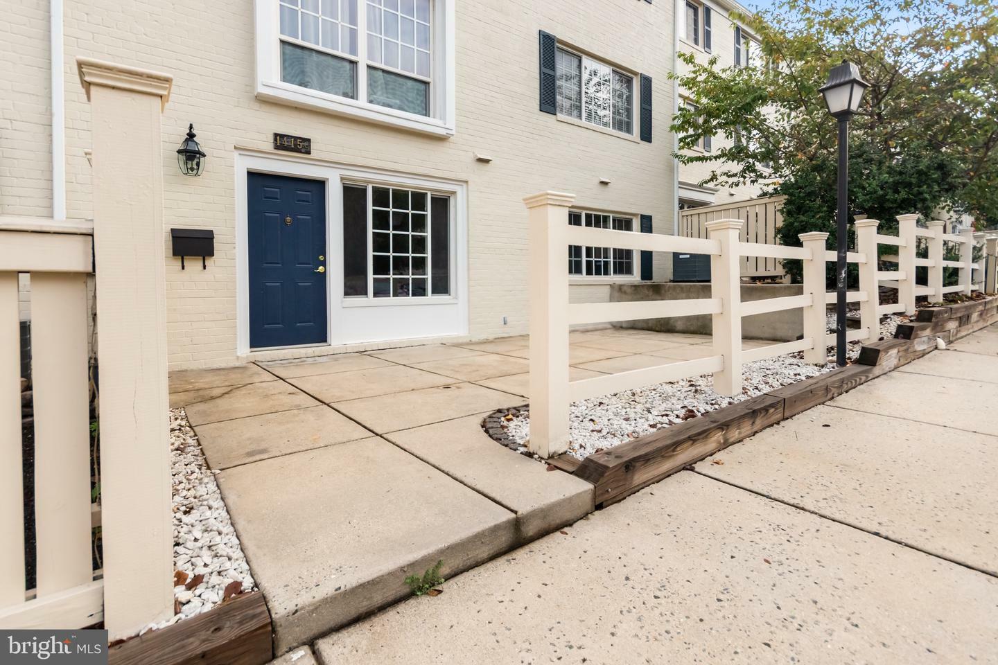 Property Photo:  1415 N Van Dorn Street C  VA 22304 