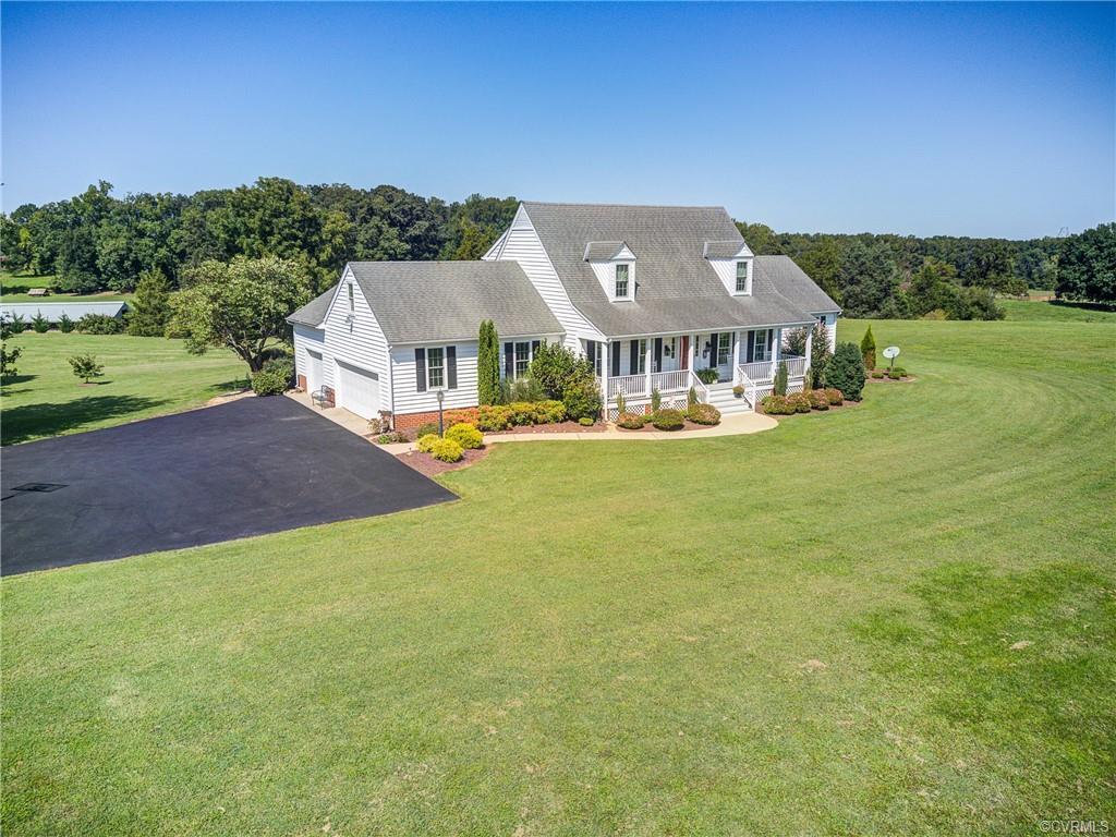 Property Photo: 12024 Walnut Hill Drive VA 23146