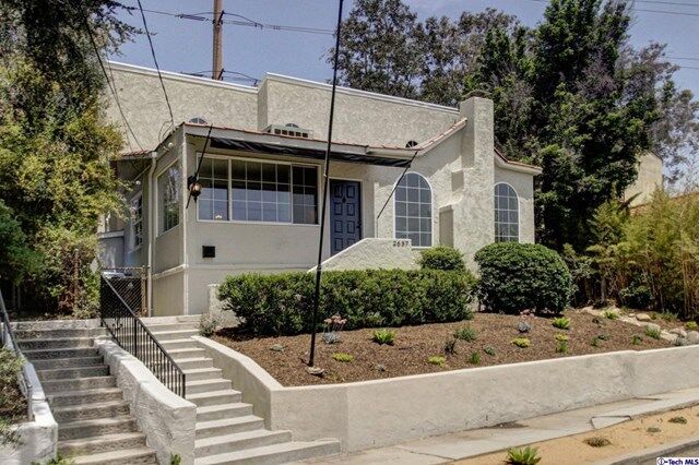 Property Photo:  2657 Locksley Place  CA 90039 