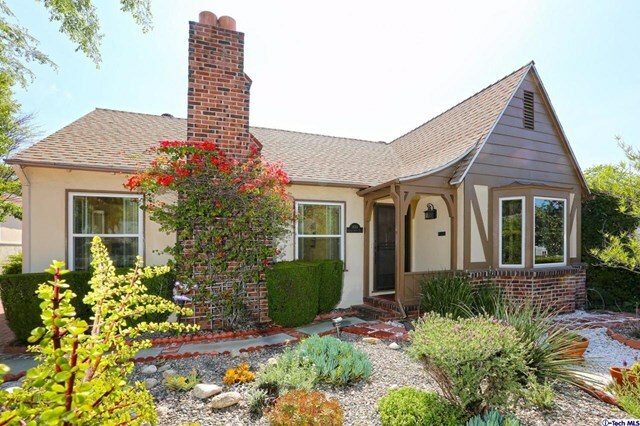 Property Photo:  494 Avenue 64  CA 91105 