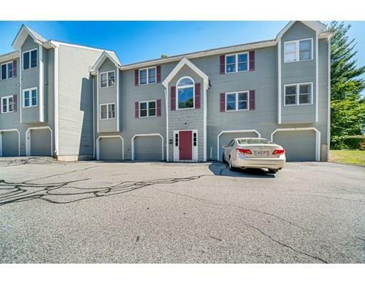 Property Photo: 124 Tennis Plaza 2 MA 01826