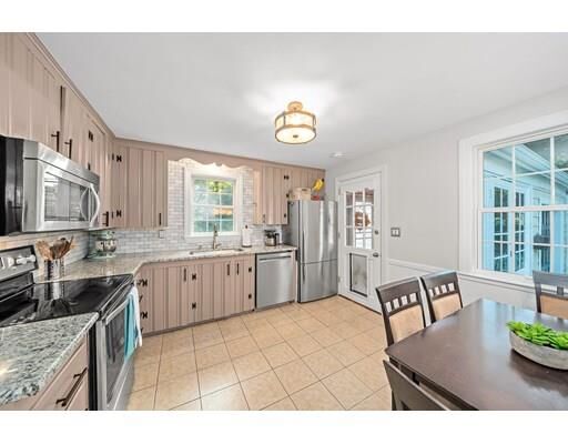 Property Photo:  9 Linda Ln  MA 02188 