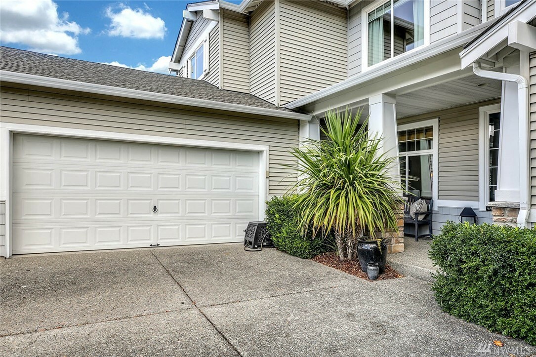 Property Photo:  1545 59th Place SE  WA 98092 