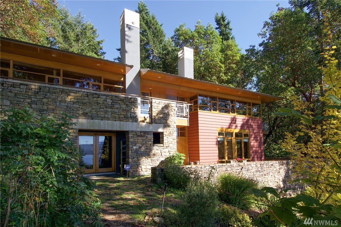 Property Photo: 2855 E Sequim Bay Rd WA 98382