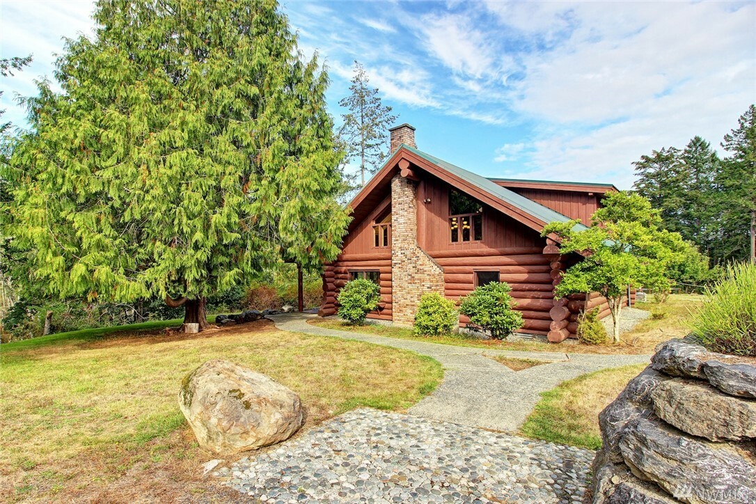 Property Photo:  11 Blue Camas Lane  WA 98250 