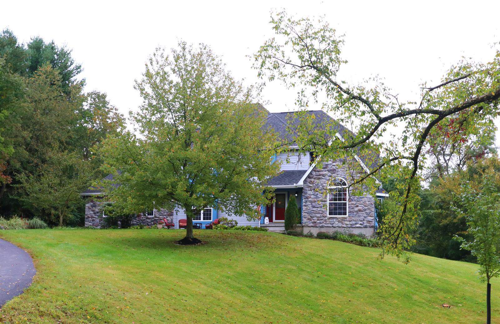 3837 Deerfield Lane  Burlington KY 41005 photo