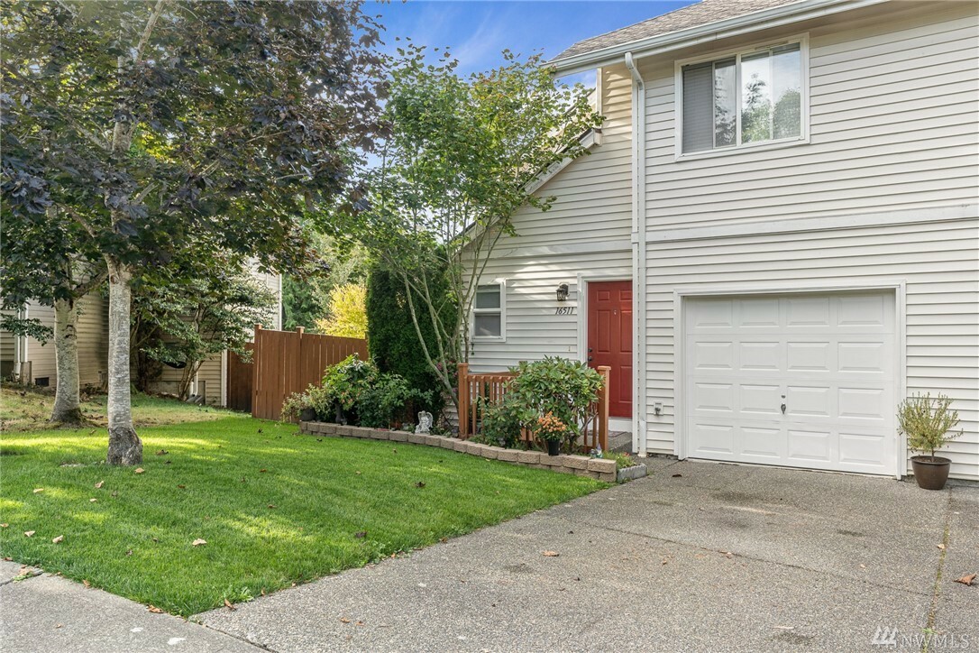 Property Photo:  16511 167th St SE  WA 98272 