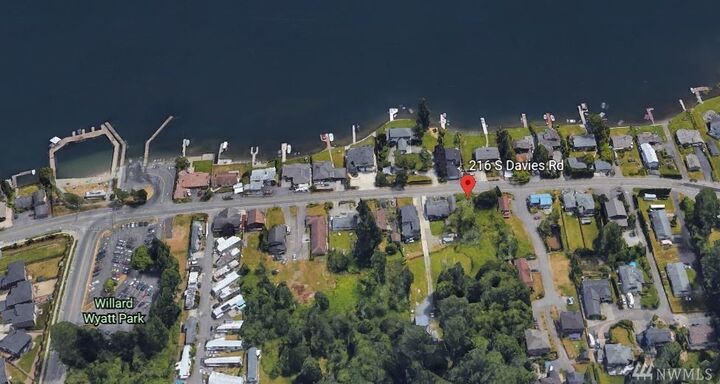 Property Photo:  10505 2nd St SE  WA 98258 