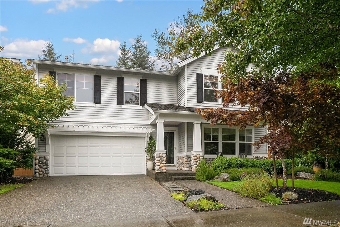 Property Photo: 7613 Fern Avenue SE WA 98065