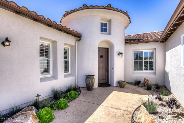Property Photo:  989 Via Palermo  CA 91320 