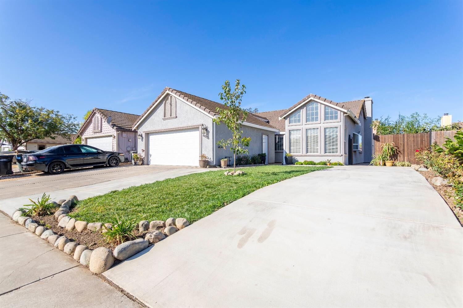 Property Photo:  8008 Elegante Way  CA 95828 