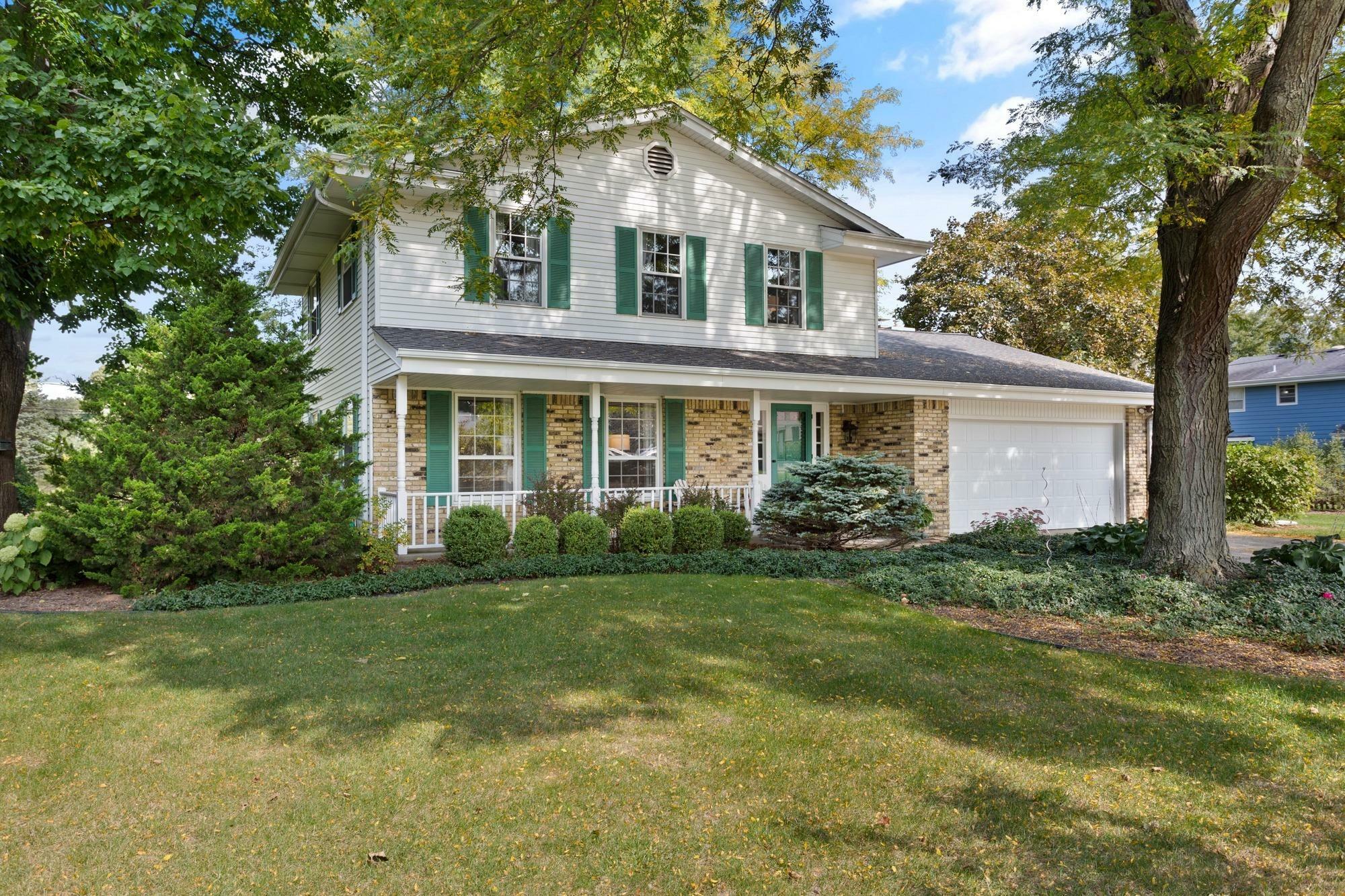Property Photo: 17730 Bedford Dr WI 53045